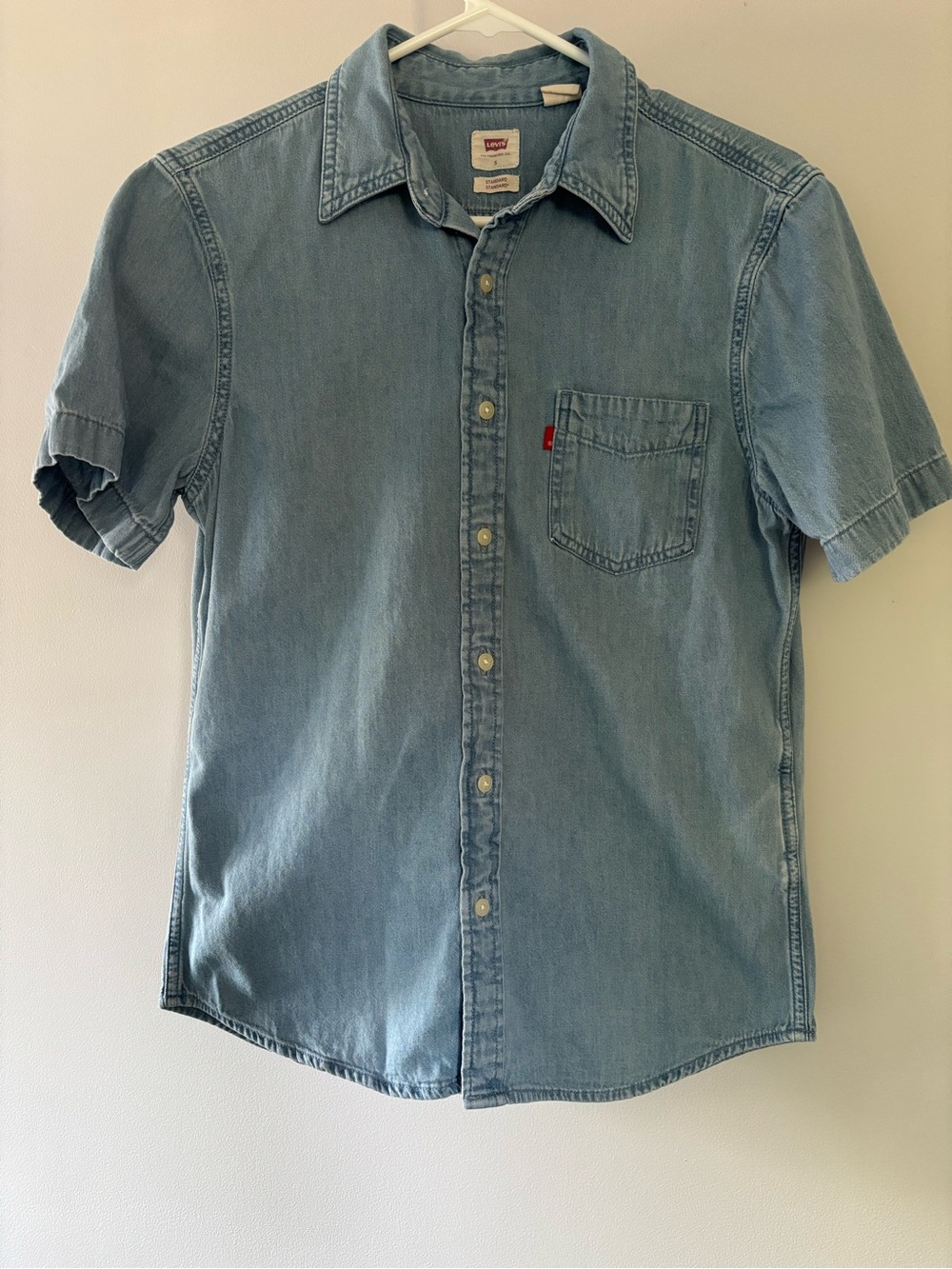 Levi's Light Blue Short-Sleeve Denim Shirt